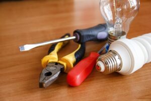 30代未経験からの電気工事士資格取得支援はどのように進めるべき？