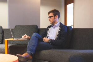 30代未経験からフリーランスになるための方法は？